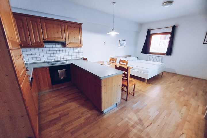 Room 15 of 188