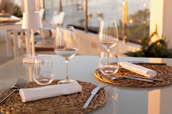 Dining 72 of 107
