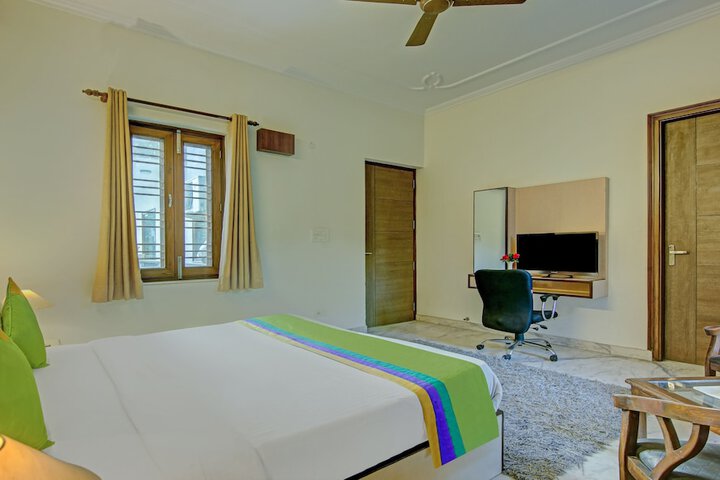Room 36 of 50