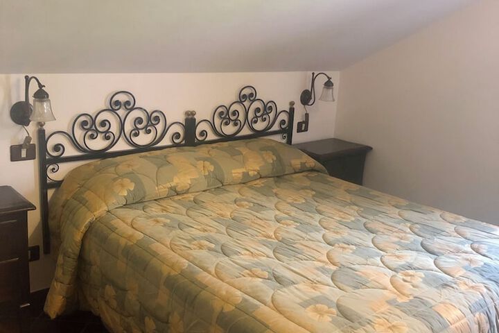 Room 27 of 44