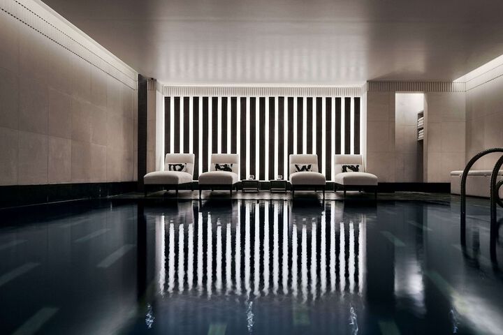 Pool 73 of 95