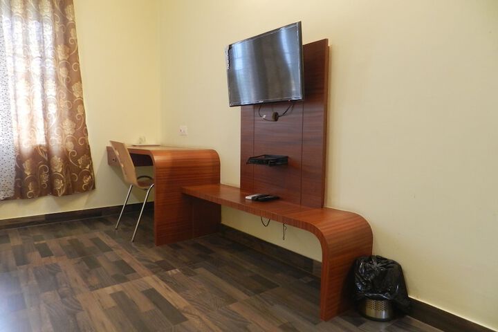 Room 21 of 50