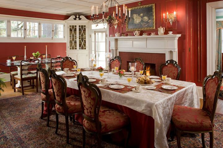 Dining 54 of 67