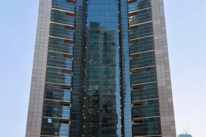 Golden Tulip Media Hotel