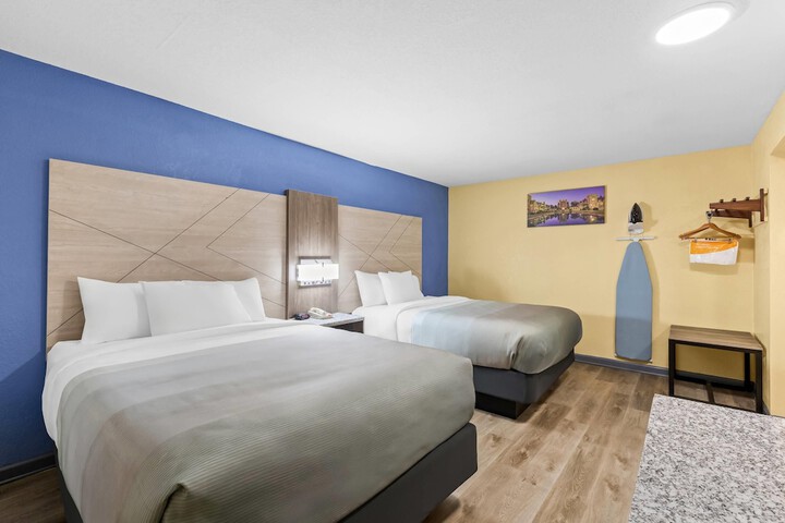 Room 32 of 57