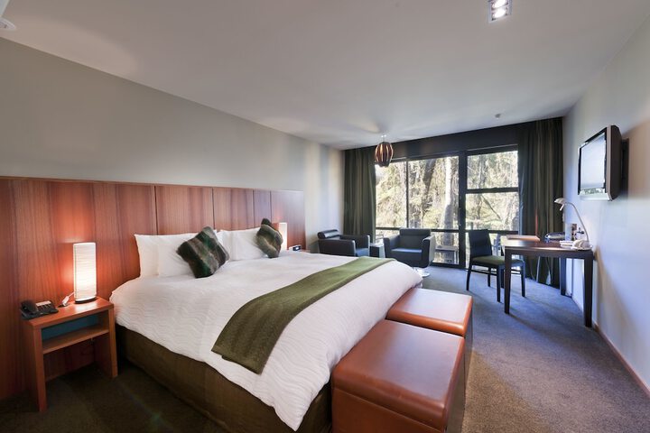 Room 8 of 41