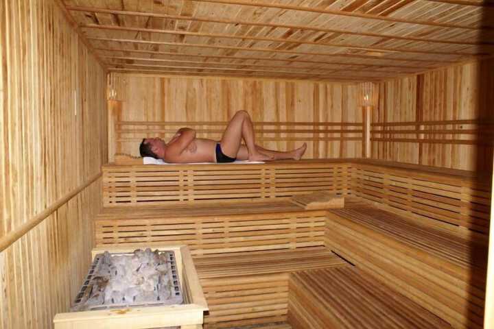 Spa 14 of 24