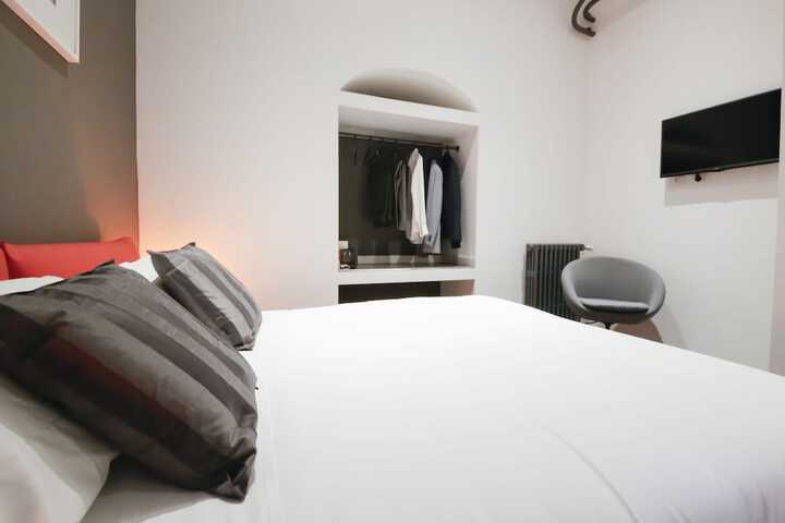 Room 13 of 88