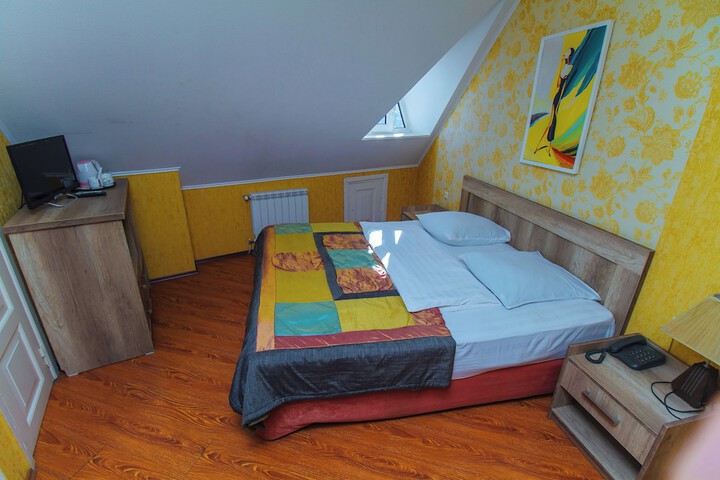 Room 22 of 57