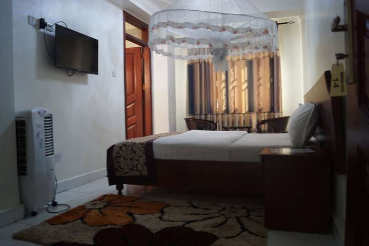 Room 28 of 58