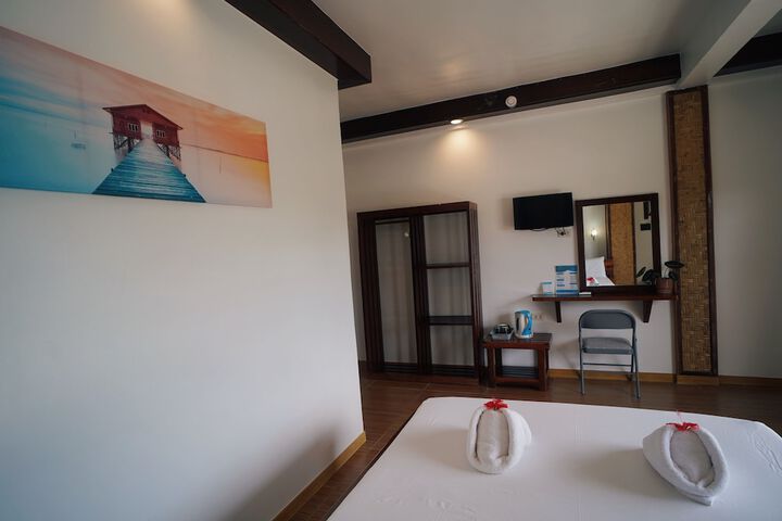 Room 14 of 34