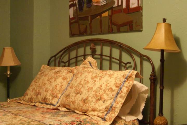 Room 6 of 21