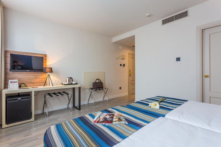 Room 14 of 46