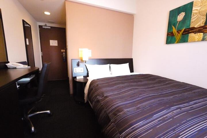 Room 14 of 34