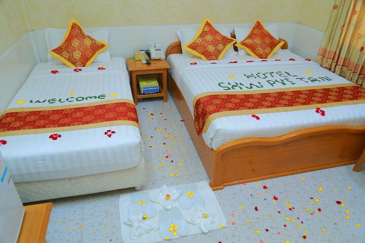 Room 14 of 35