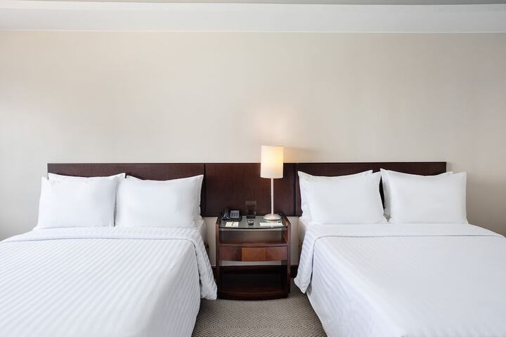 Room 47 of 120