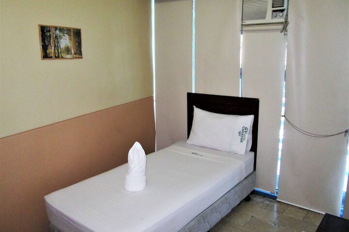 Room 15 of 42