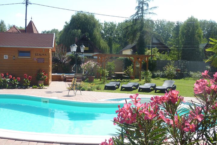 Pool 67 of 86