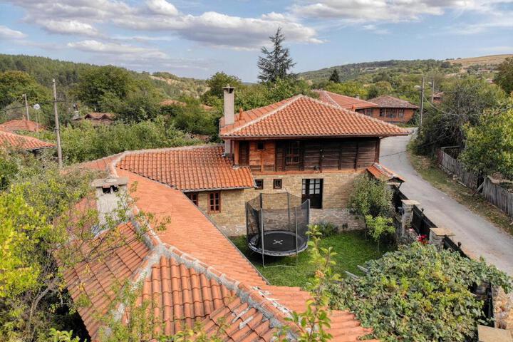 Property image 3