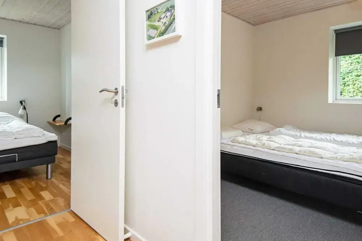 Room 2 of 13