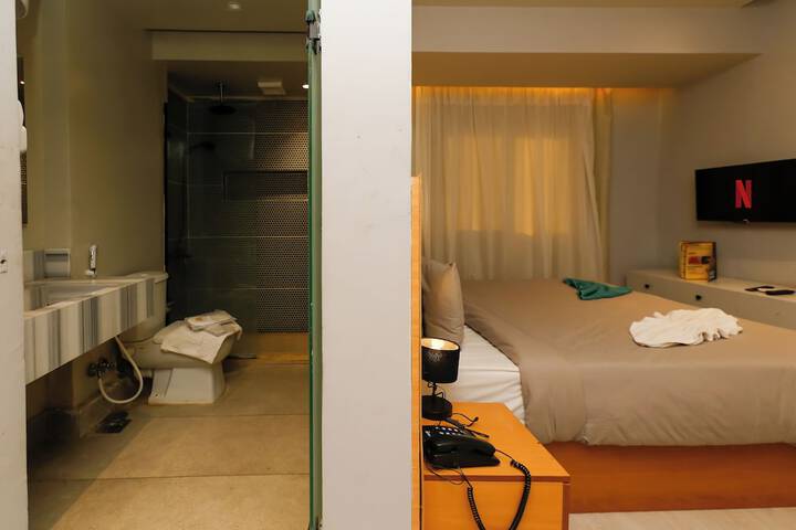 Room 158 of 227