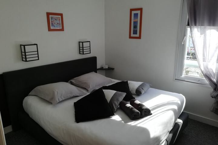 Room 17 of 80