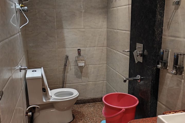 Room 23 of 26