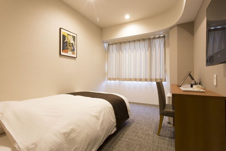 Room 16 of 56