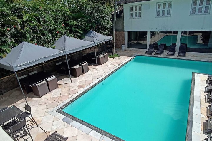 Hotel with Pool