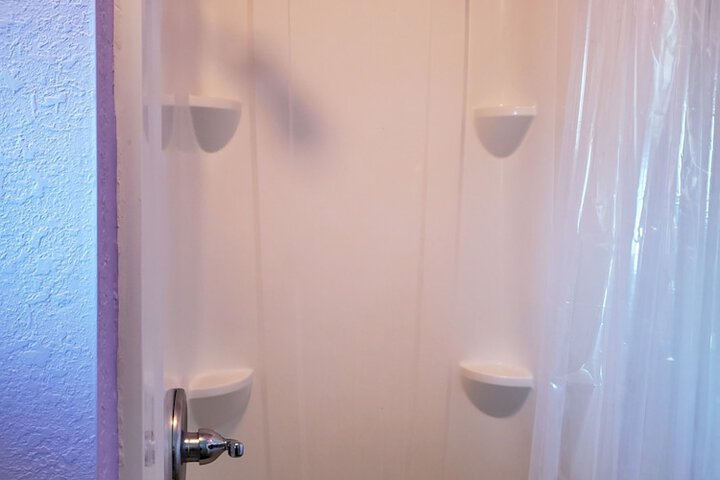 Room 191 of 222