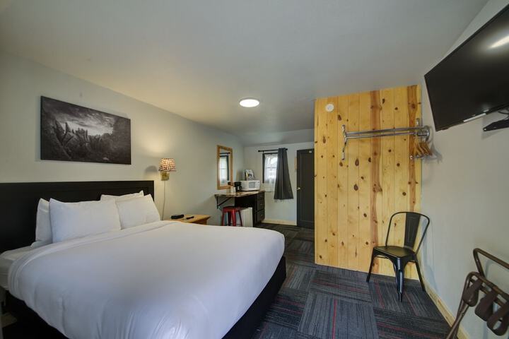 Room 3 of 29