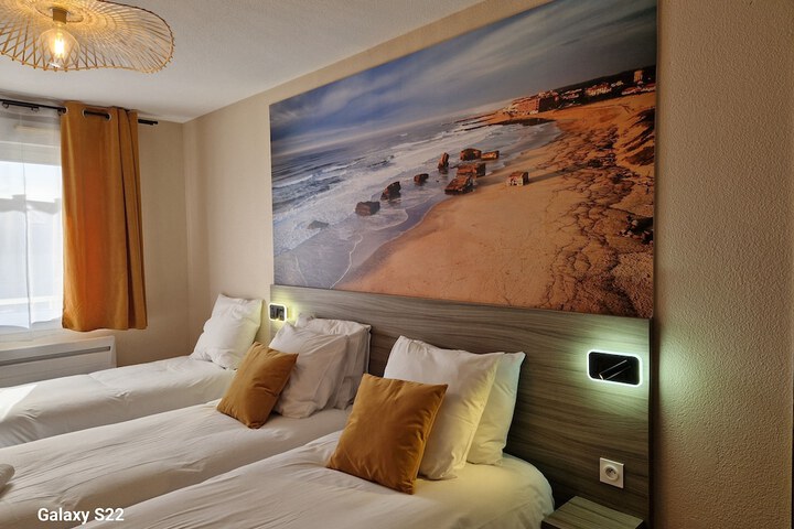 Room 2 of 43