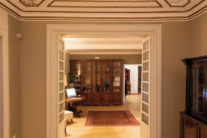 Ballroom/Hall 62 of 66