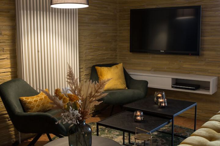 Hotel Interior 6 of 41