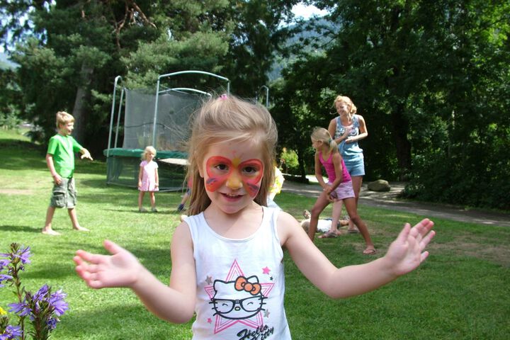 Childrens Activities 7 of 26