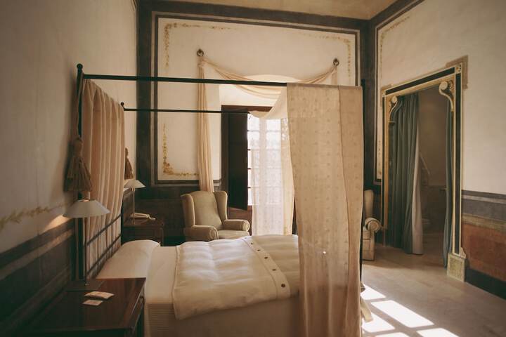 Room 20 of 43