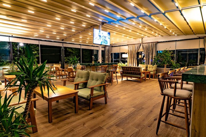 Terrace/Patio 88 of 89