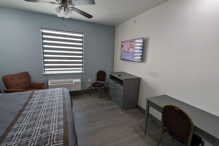 Room 15 of 63