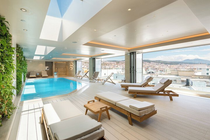 Pools & Facilities