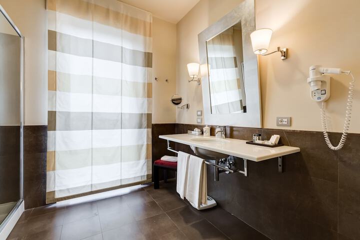 Bathroom Interior Photo