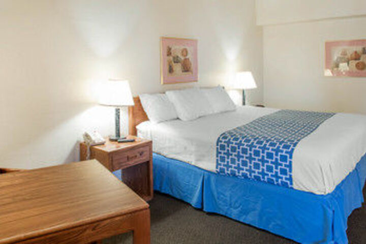Room 14 of 23