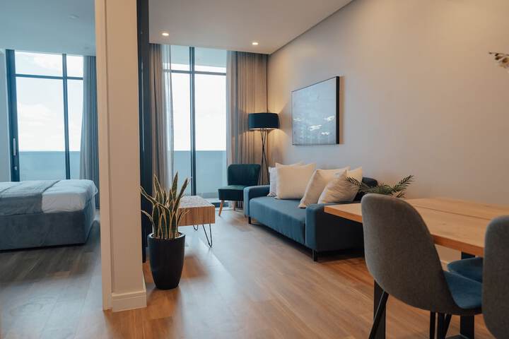 Room 32 of 60