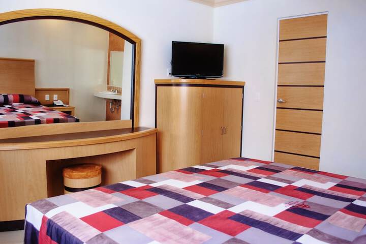 Room 6 of 39
