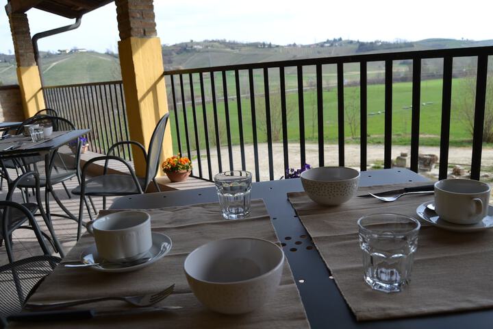 Breakfast/Coffee Service 32 of 65