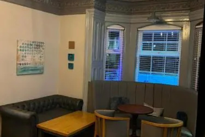 Room 15 of 25