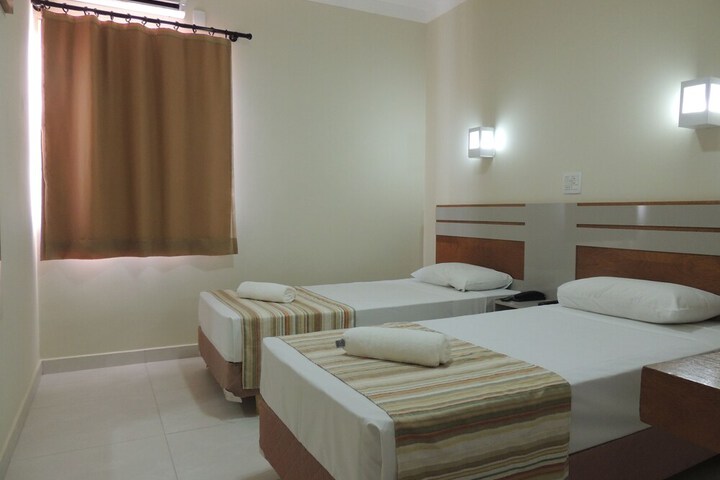 Room 9 of 49