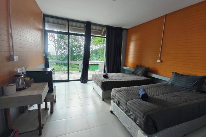Room 7 of 43