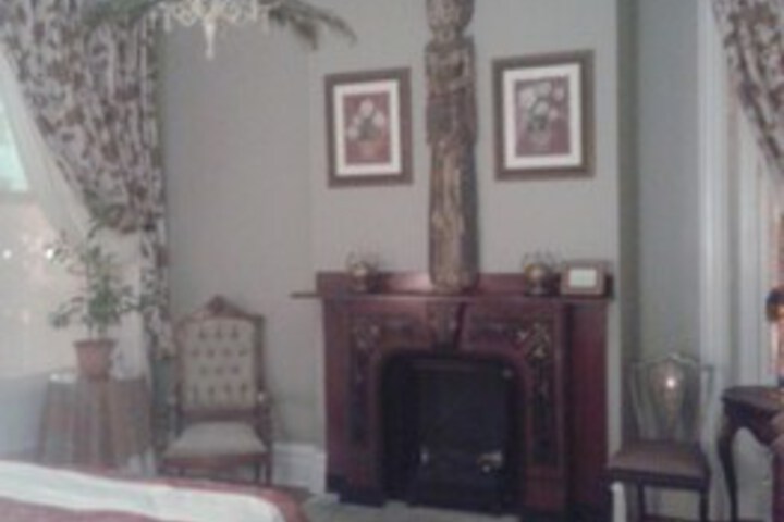 Room 16 of 22