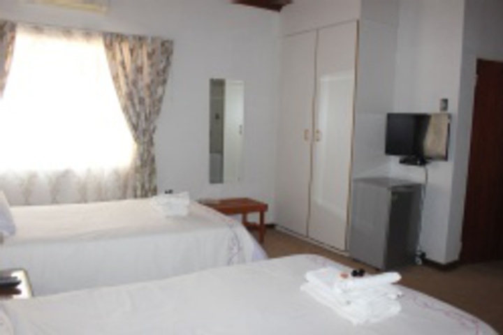 Room 139 of 288