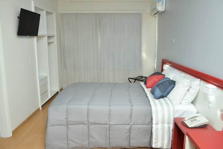 Room 43 of 128